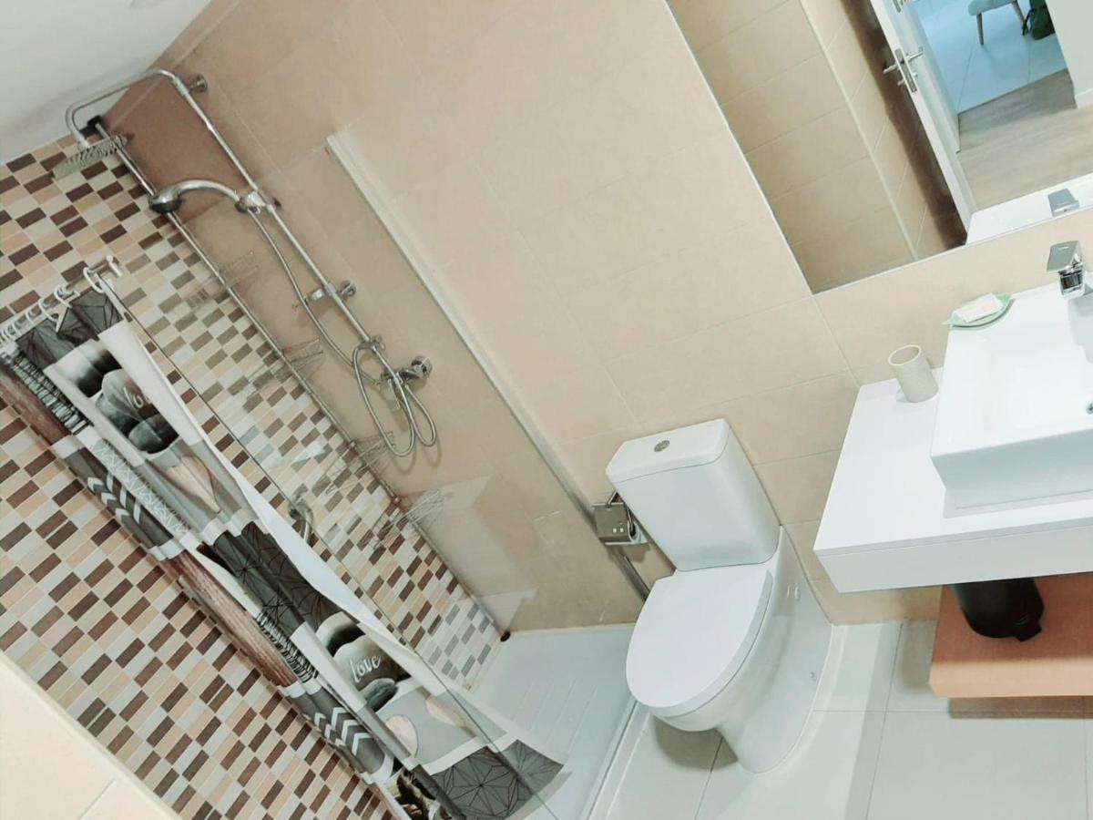 Apartment With Pool In Mindelo Eksteriør billede